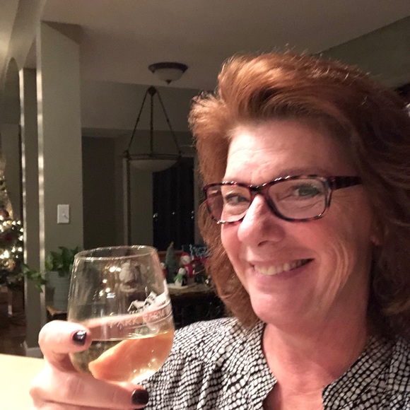 Meet your Posher, Linda - Picture 1 of 1